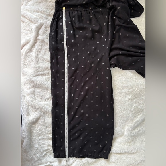 Old Navy  Polka Dot Sleeveless V Neck Romper Jumpsuit, Size: Large - Picture 10 of 15